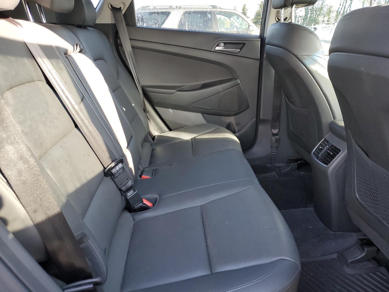 Hyundai TUCSON Limited Image 11