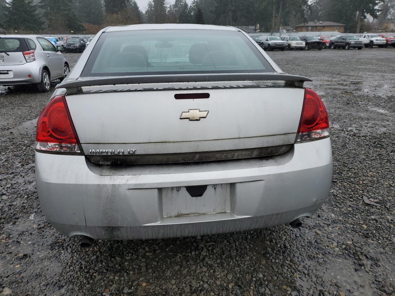 Chevrolet Impala Lt Image 9