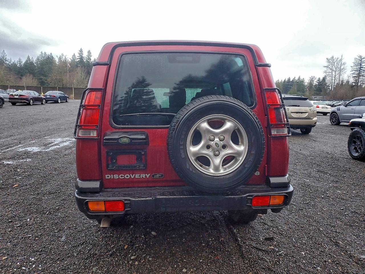 Land Rover Discovery Image 3