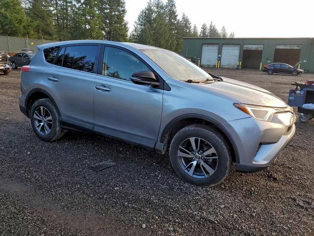 Toyota RAV4 Le Image 10