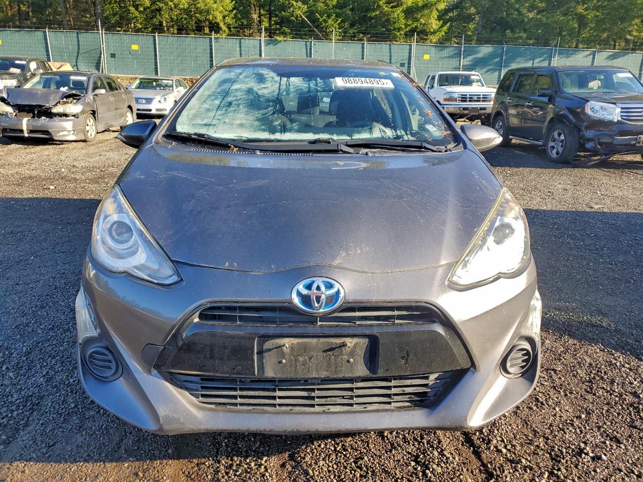 Toyota Prius Image 11