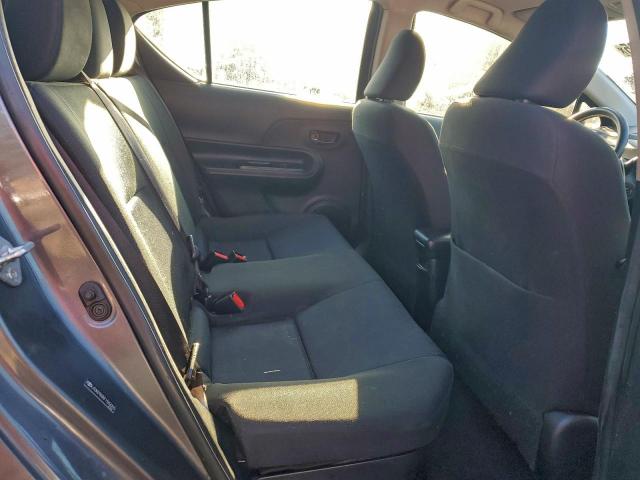 Toyota Prius Image 8