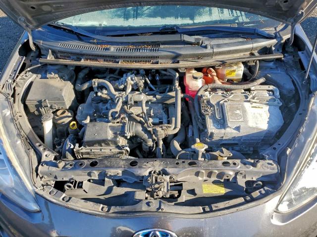 Toyota Prius Image 12