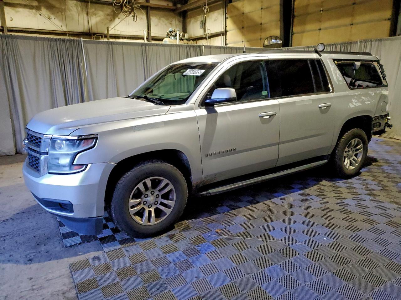 Chevrolet Suburban K1500 Ls Image 1