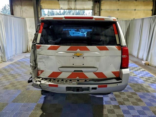 Chevrolet Suburban K1500 Ls Image 6