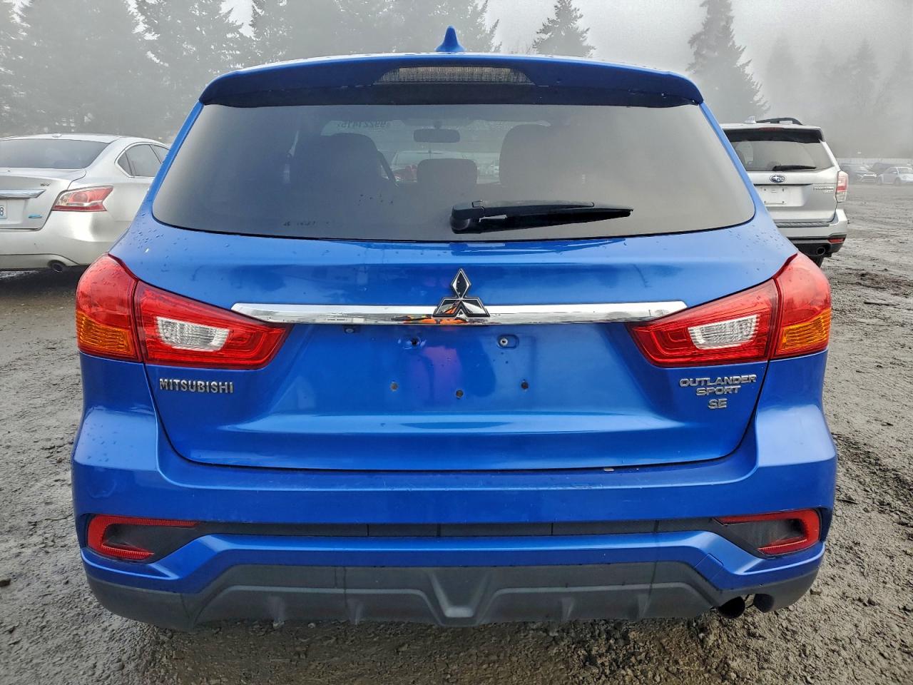 Mitsubishi Outlander Es Image 3