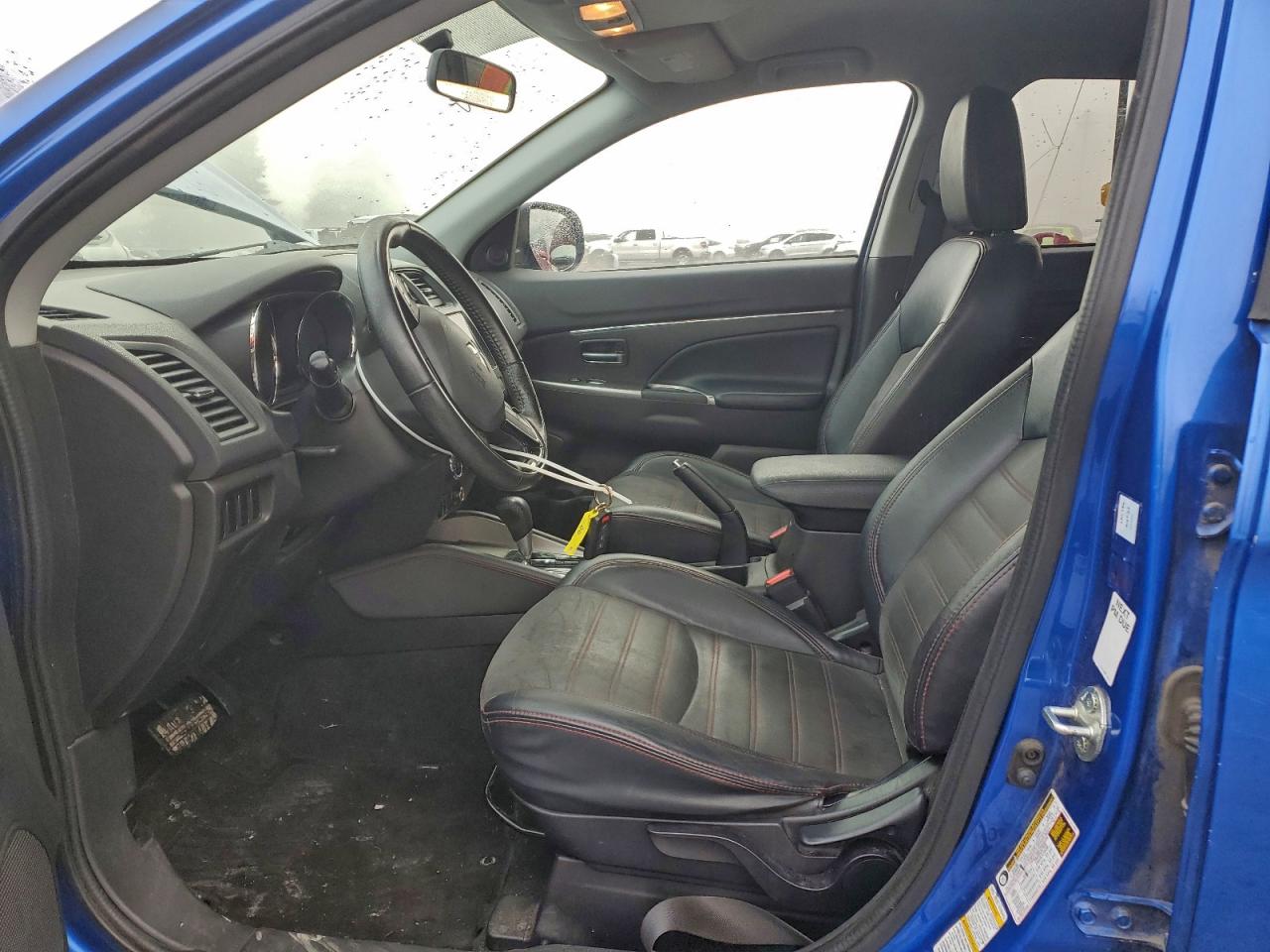 Mitsubishi Outlander Es Image 12