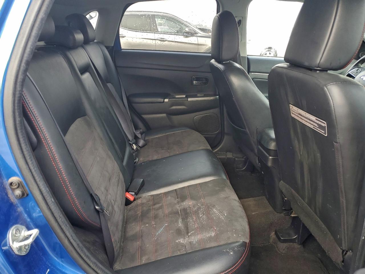 Mitsubishi Outlander Es Image 5