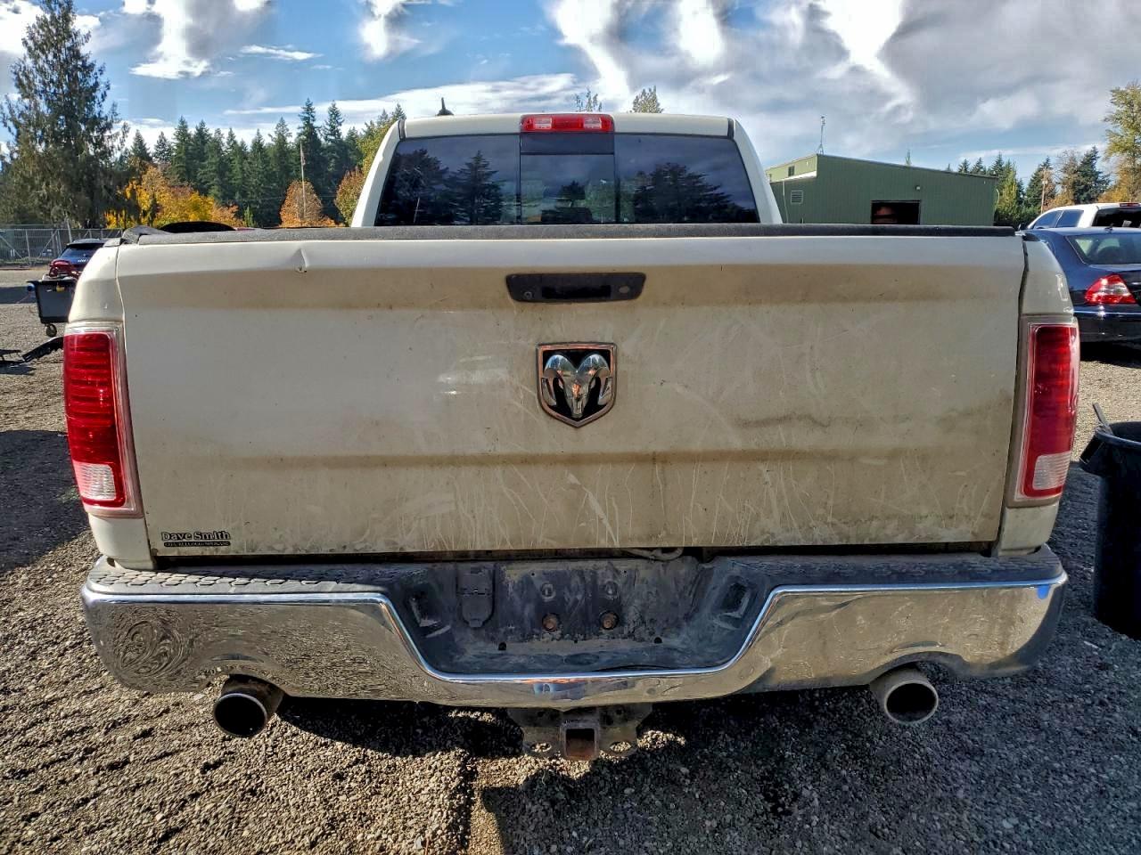 Ram 1500 Laramie Image 5