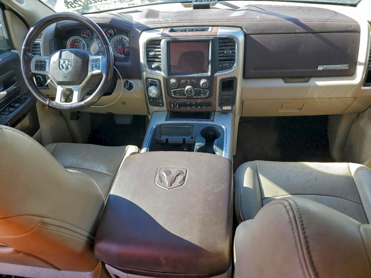 Ram 1500 Laramie Image 7