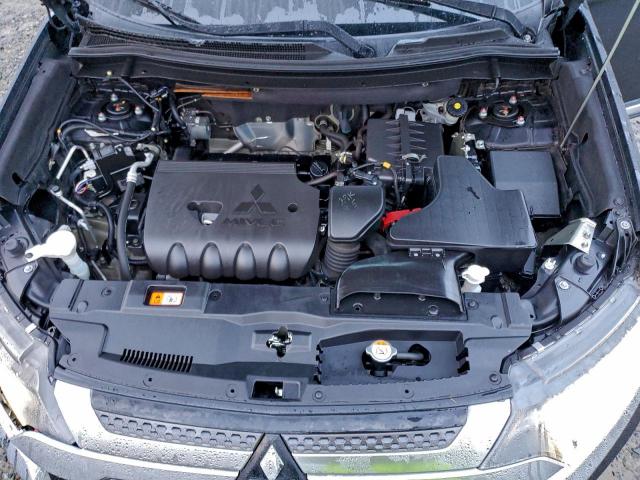 Mitsubishi Outlander Se Image 9