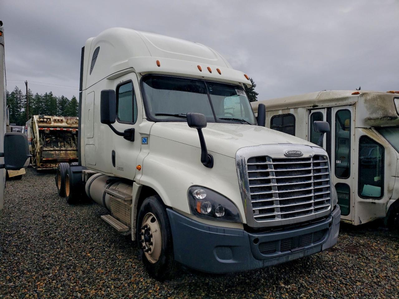 Freightliner Cascadia 1 Image 1