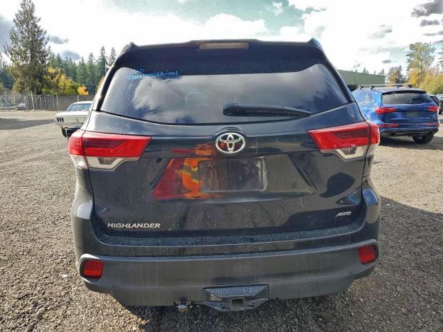 Toyota Highlander Le Image 6