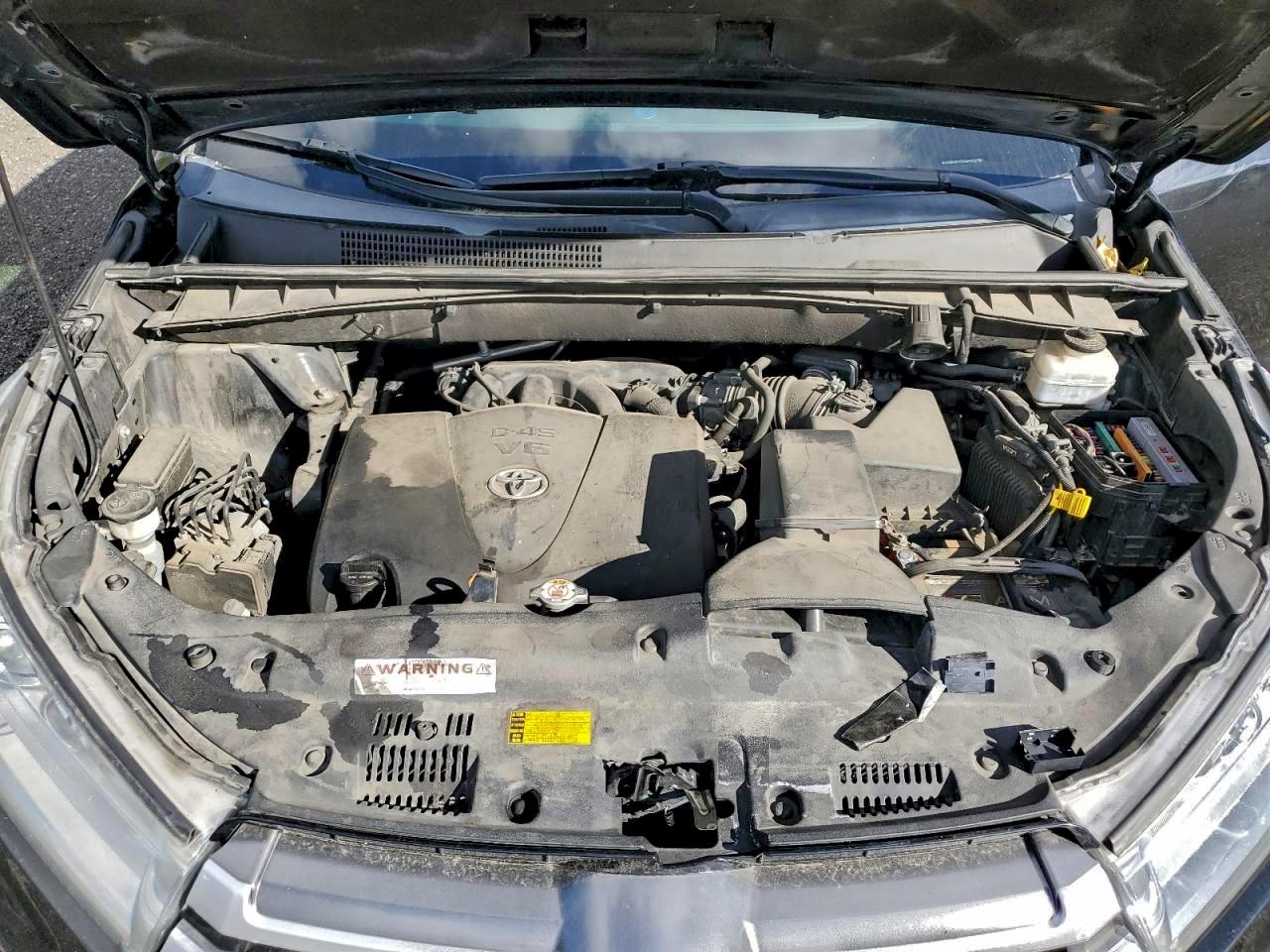 Toyota Highlander Le Image 11