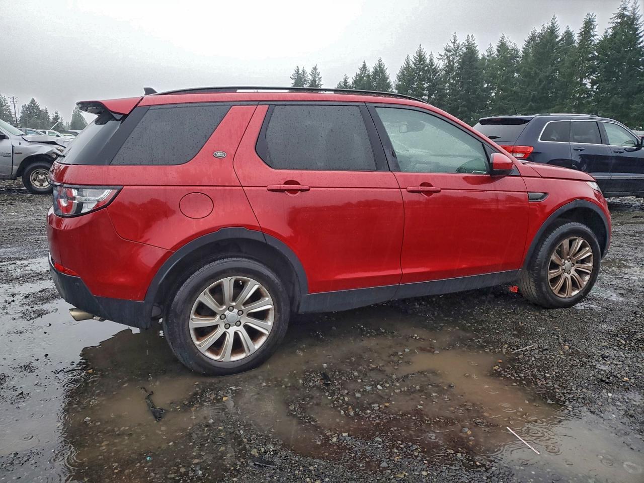 Land Rover Discovery Se Image 7