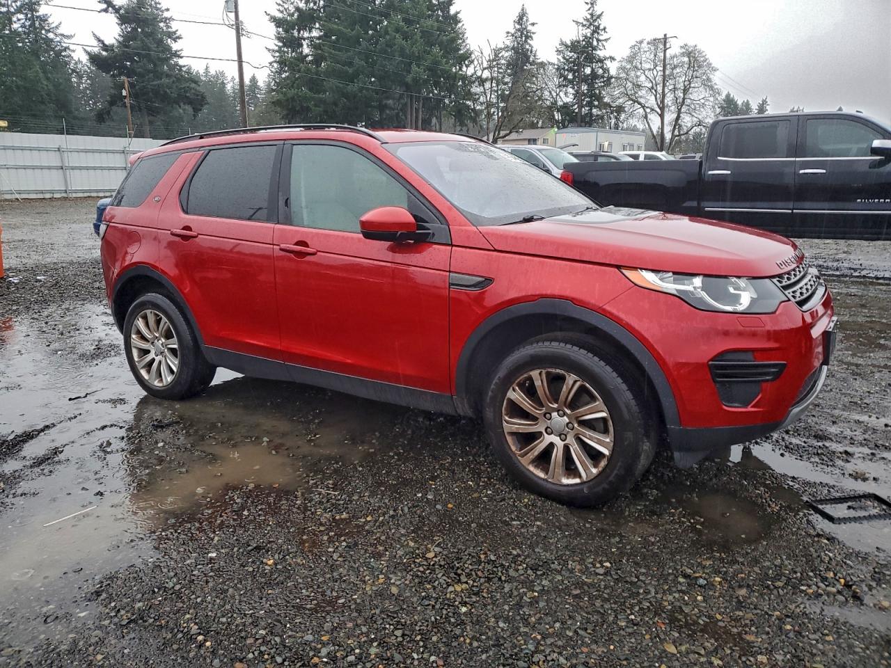 Land Rover Discovery Se Image 5