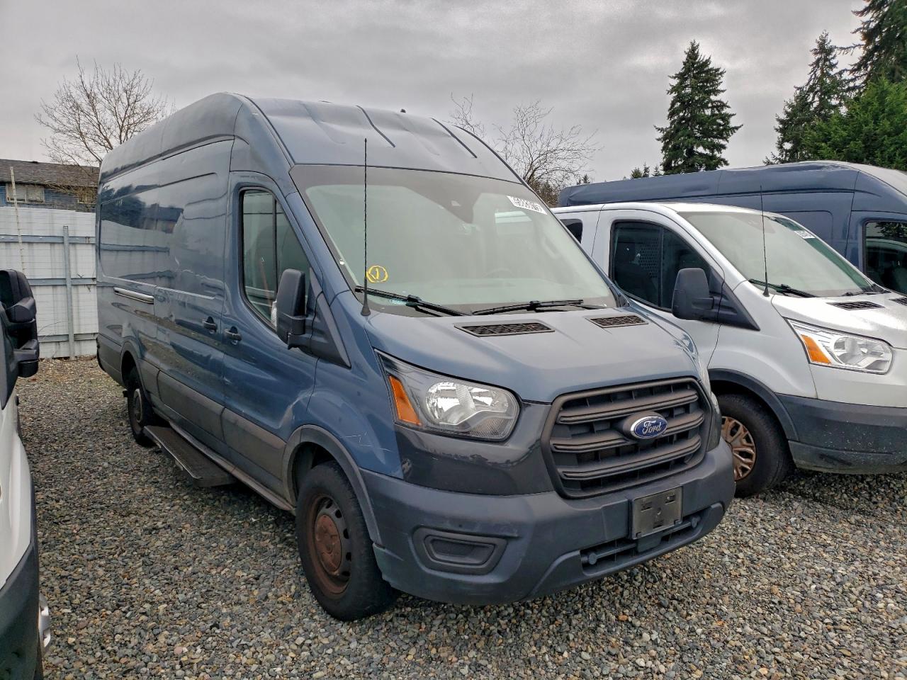 Ford Transit T-250 Image 8