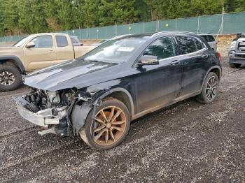  Salvage Mercedes-Benz GLA