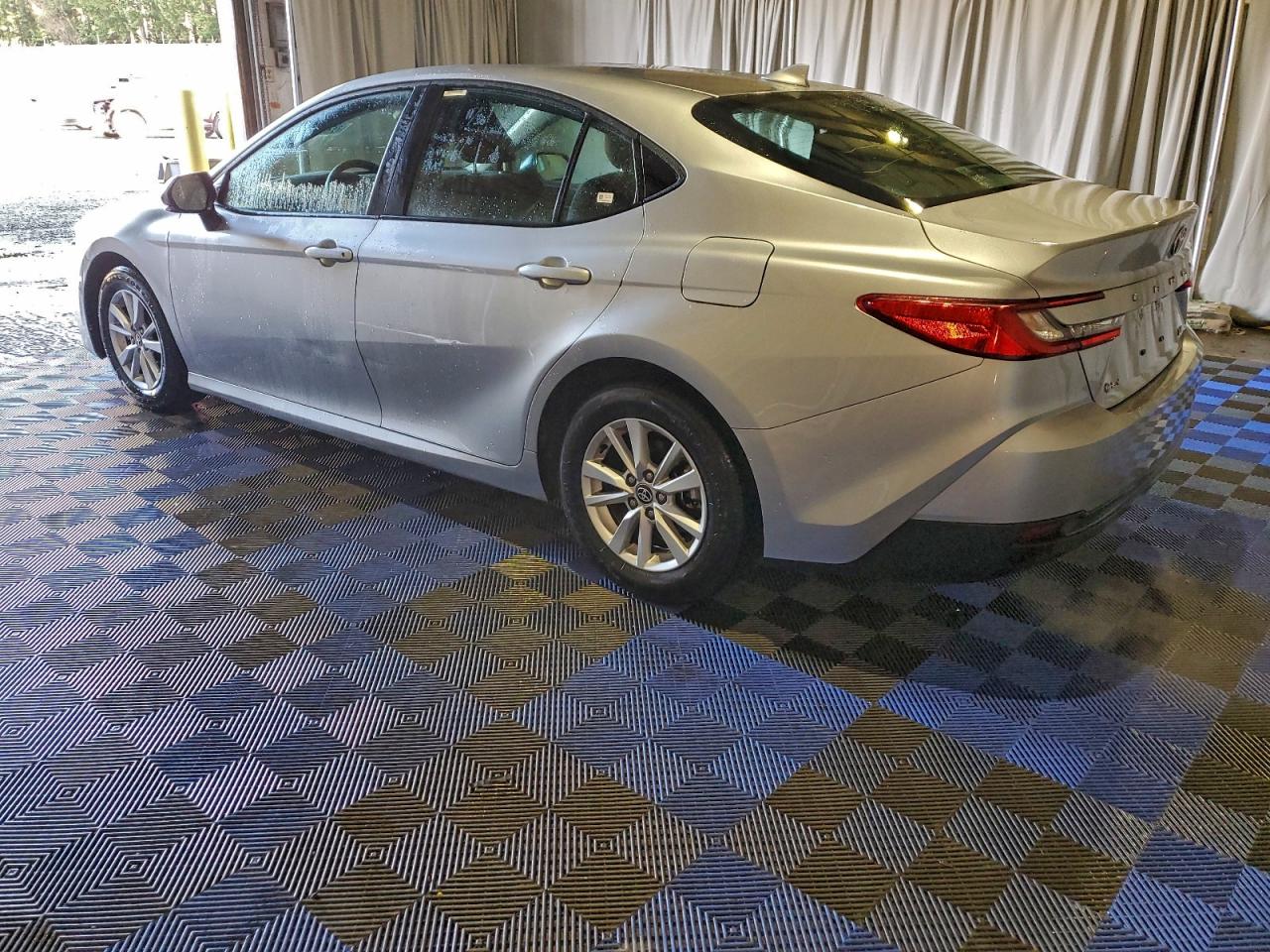Toyota Camry Xse Image 8