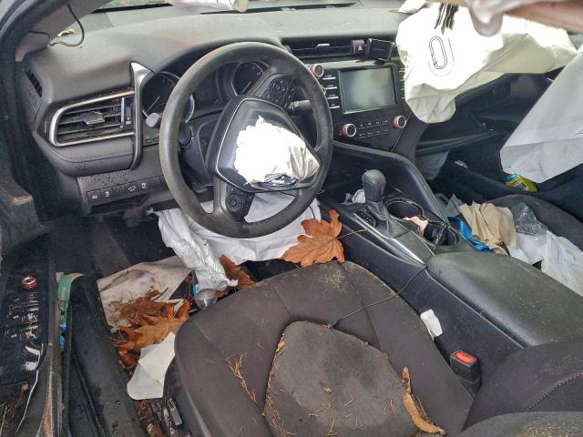 Toyota Camry L Image 3