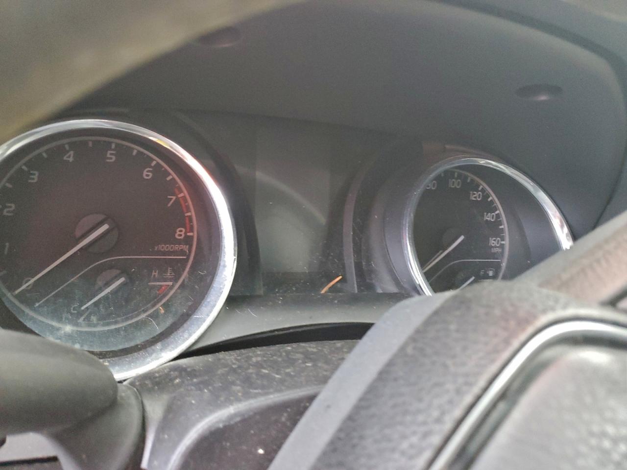 Toyota Camry L Image 6