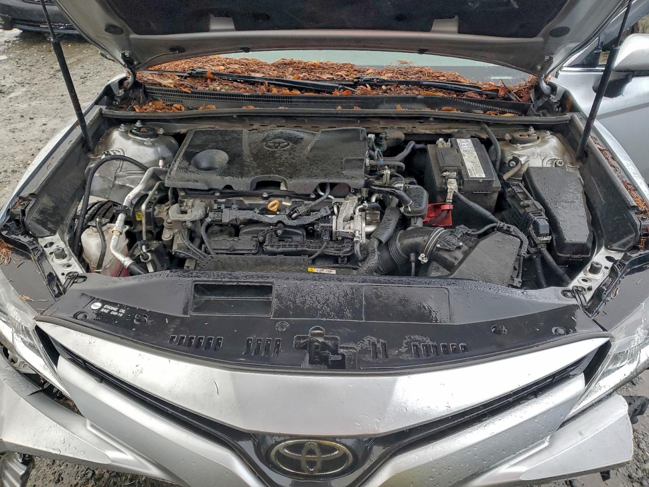 Toyota Camry L Image 7