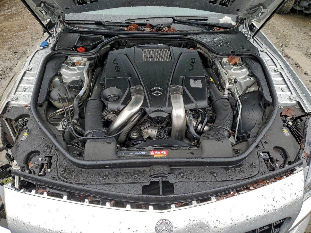 Mercedes-Benz S-Class 550 Image 8