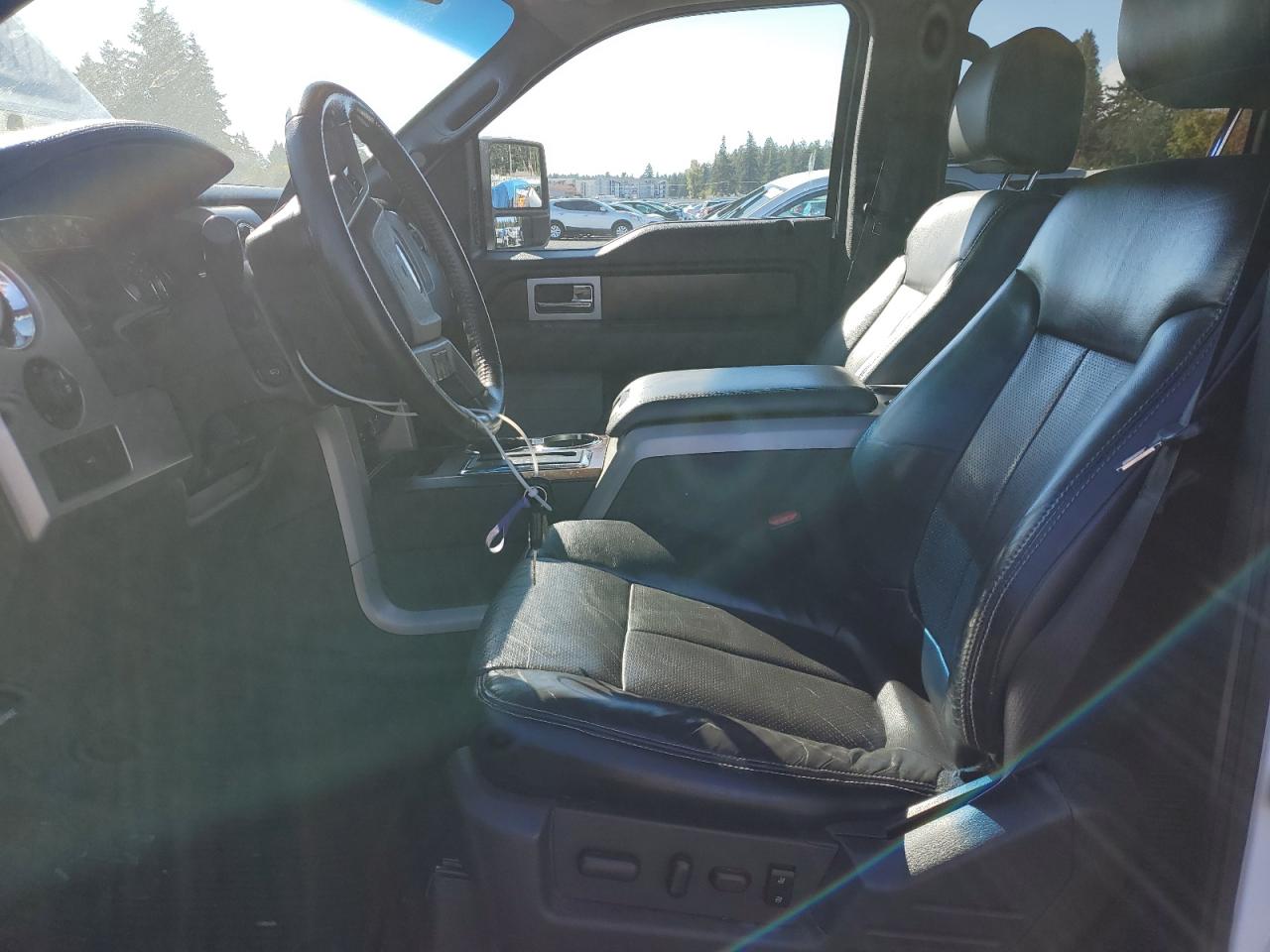 Ford F-150 Supercrew Image 4