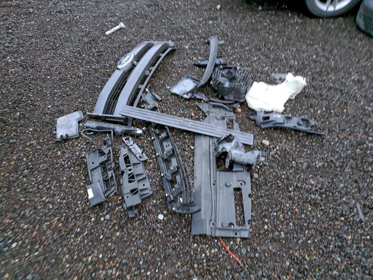 Ford F-150 Supercrew Image 12